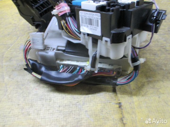 Блок предохранителей Toyota Corolla fielder NZE164G