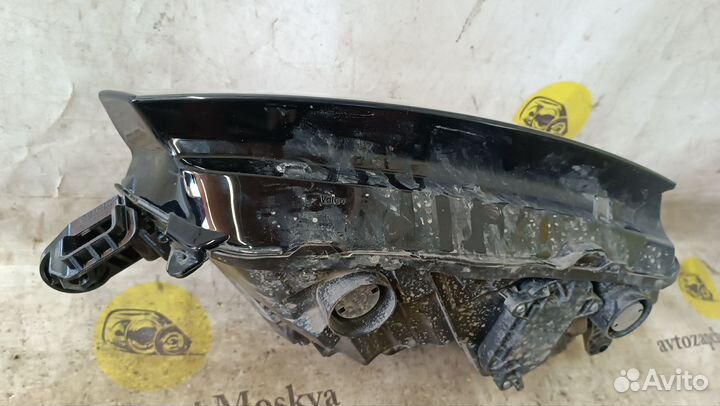 Фара левая Skoda Rapid 2