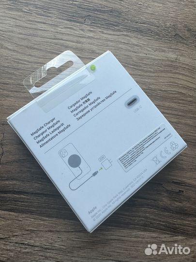Продам оригинальное зу Apple MagSafe