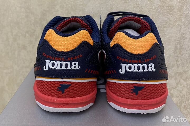 Футбольная обувь Joma