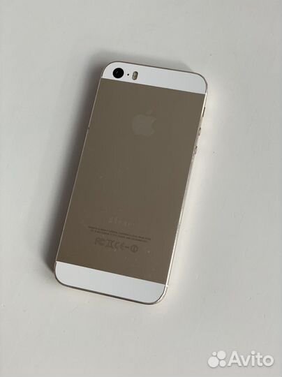Телефон iPhone 5s
