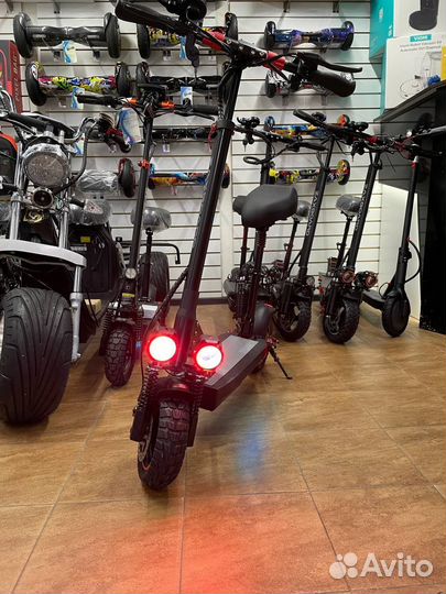 Электросамокат Zaxboard