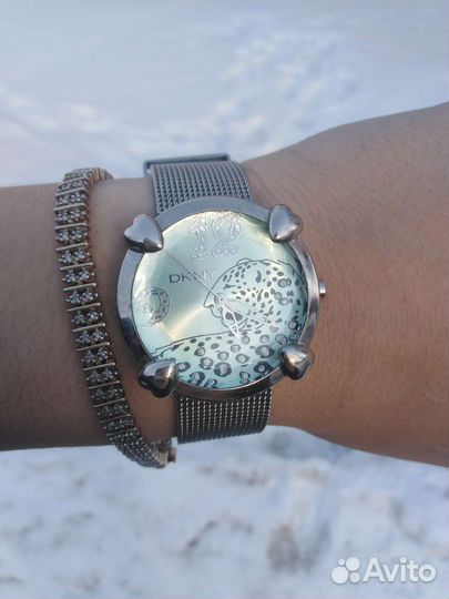 Часы наручные Dknу