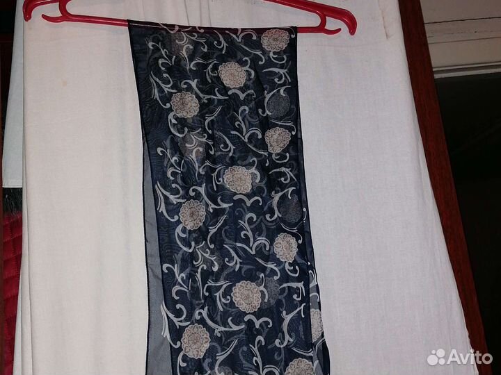 Шарф женский шелковый