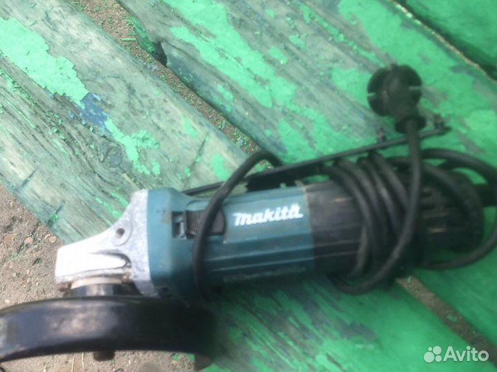 Ушм болгарка makita 125