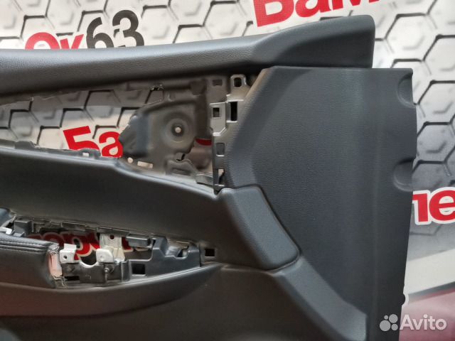 Обшивка двери передняя левая Nissan Qashqai