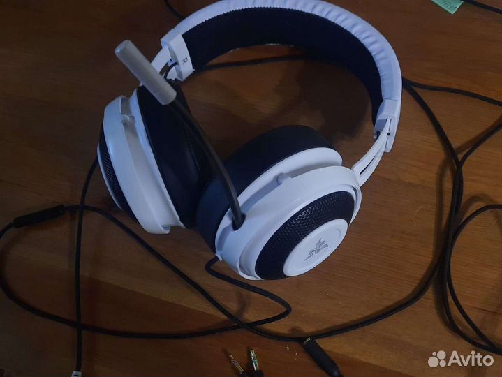 Продаю Наушники и мышку Razer