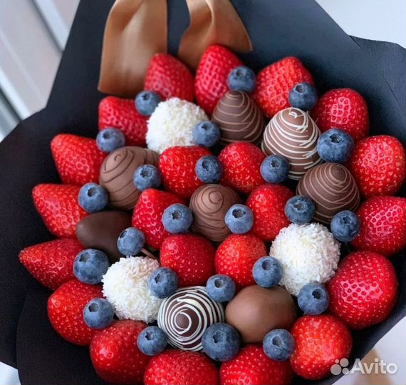 Букеты из клубники в шоколаде