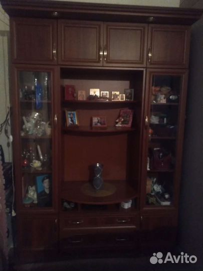 Стенка в гостиную бу