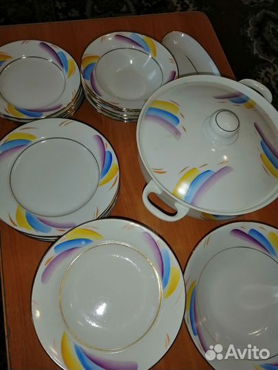 Столовый сервиз времен СССР