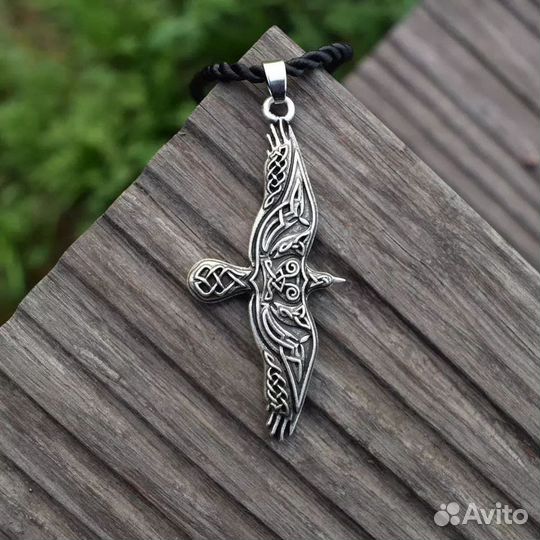 Подвеска Kvitravn с кельтским узором