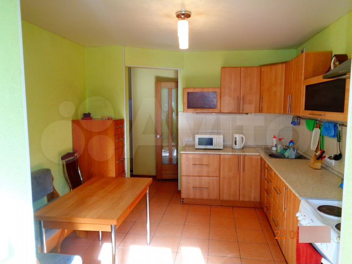 2-к. квартира, 66 м², 3/10 эт.