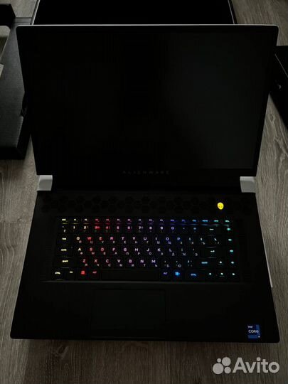 Ноутбук Alienware x17 R2 (на гарантии)
