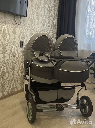 Коляска для двойни