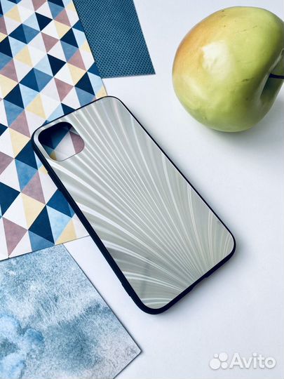 Чехол на iPhone 11