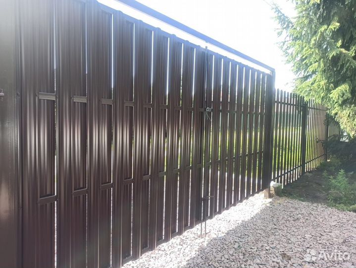 Распашные ворота 4м из евроштакетника с установкой