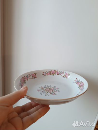 Тарелки фарфоровые. Цена за всё