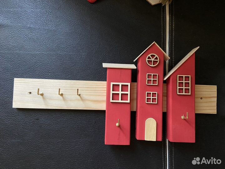Ключница домики настенная