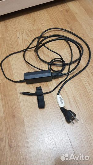 Сетевые кабели, зарядные устройства для ноутбуков