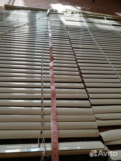 Жалюзи балконные