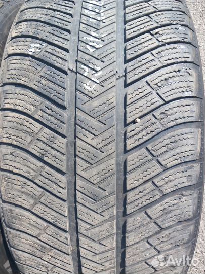 Michelin Pilot Alpin 255/40 R20