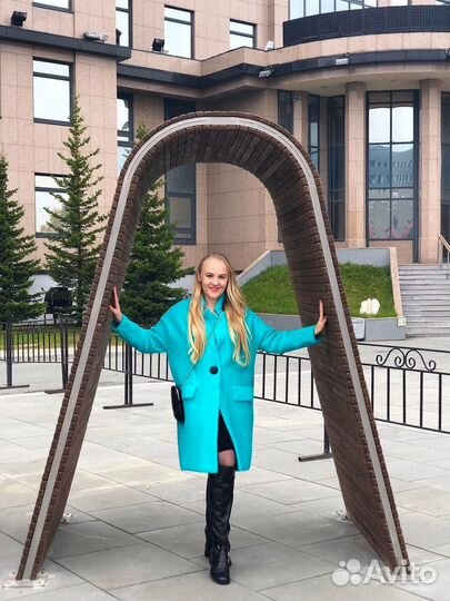 Пальто женское 46 48