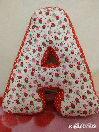 Буквы-думки,имя Вика