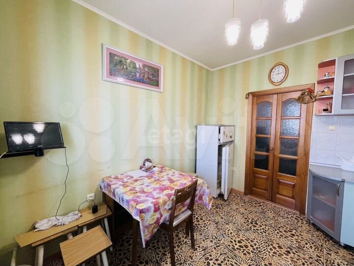 4-к. квартира, 86 м², 5/5 эт.
