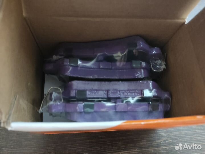 Тормозные колодки задние