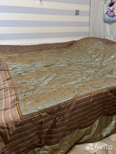 Покрывало 2спальное и чехлы на подушки