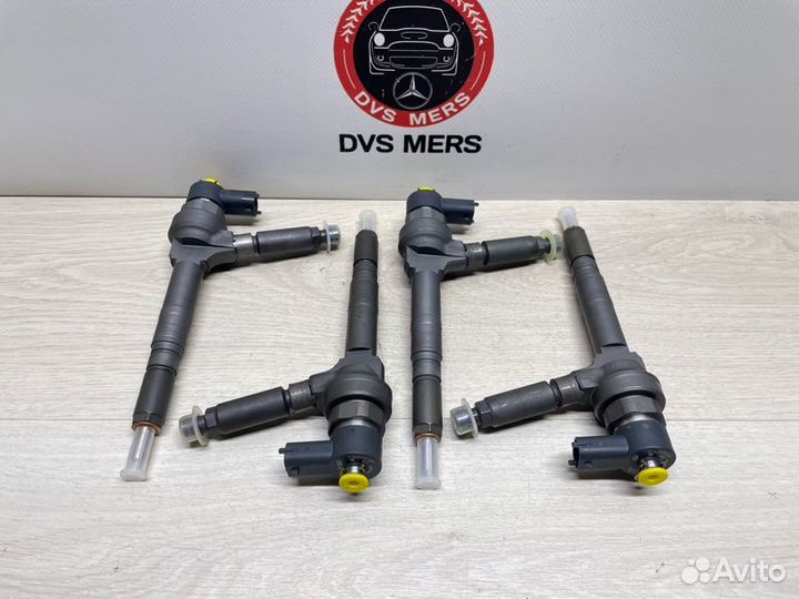 Топливная форсунка Opel