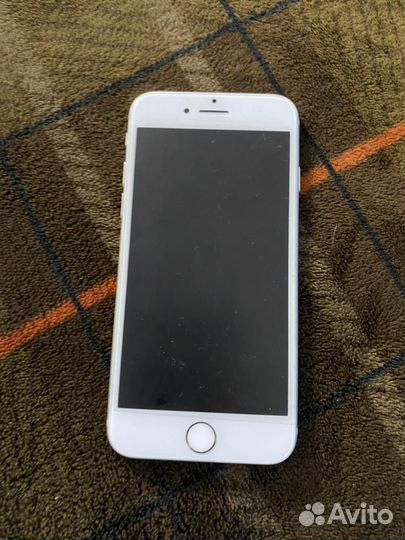 iPhone SE, 64 ГБ