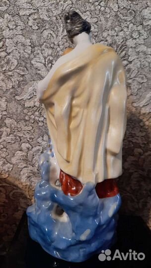 Статуэтка Майская ночь