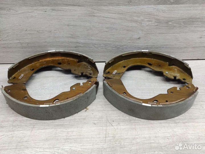 Тормозные накладки Nissan Navara