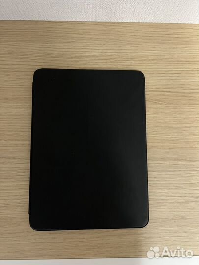 Apple Smart Keyboard Folio для iPad Pro 11