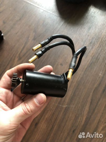 Бк мотор 1/8 hpi flux