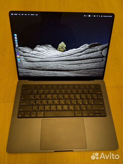 Apple macbook pro 14 m3 pro 18GB/1TB MRX43
