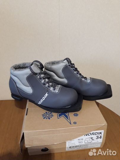 Лыжные ботинки р.34