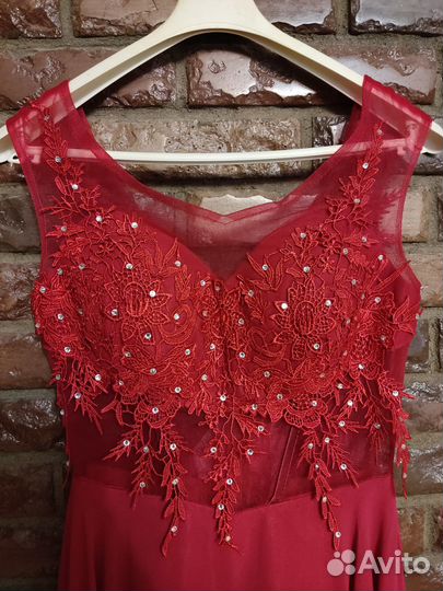 Вечернее платье в пол 42 44