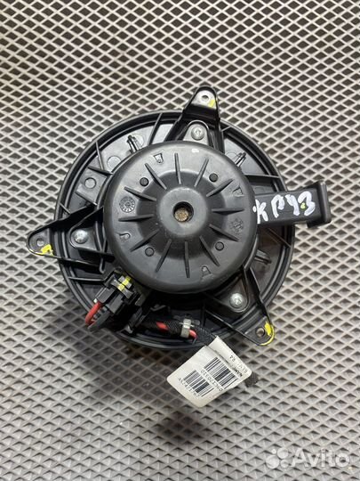 Моторчик печки Chevrolet Cruz