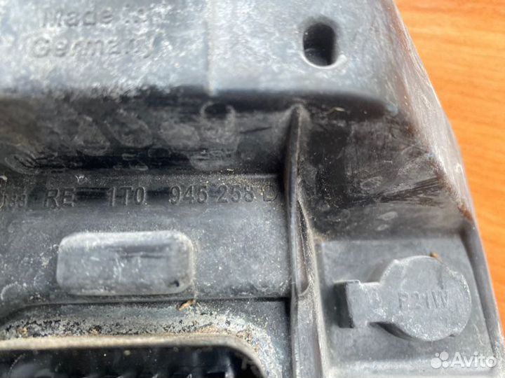 Плата фонаря задняя левая Vw Touran BSX 2008