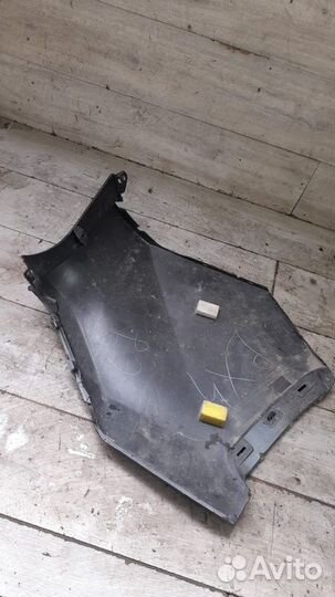 Часть бампера задний левый Toyota Rav 4 Xa 50 С