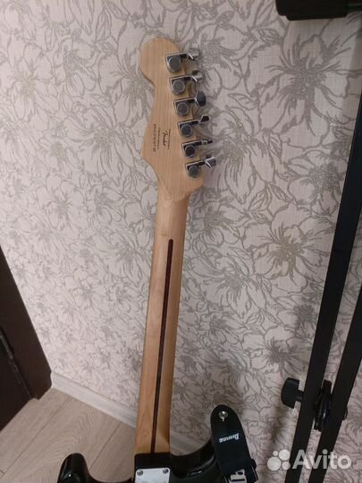 Электрогитара fender squier bullet Strat HSS Black