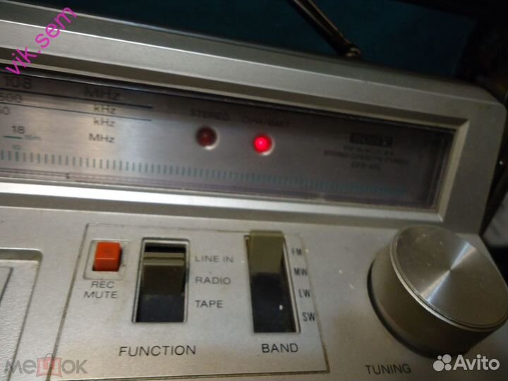 Магнитола кассетная винтаж Sony CFS-47L япония