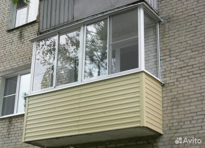Застекление балкона качественно