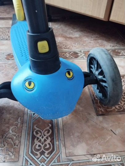 Самокат детский трехколесный