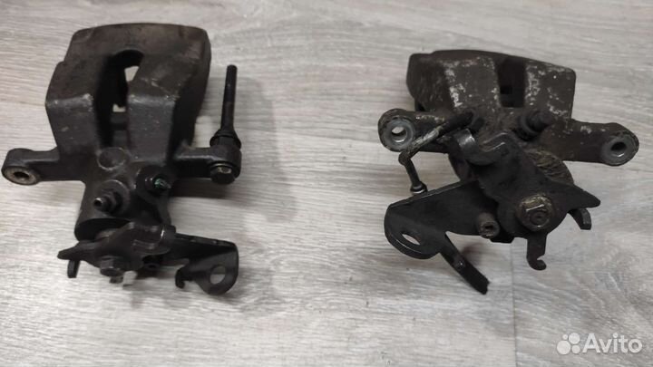 Суппорт задний рено меган 2/сценик 2