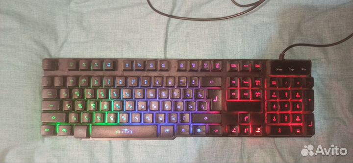 Игровая клавиатура Oklick