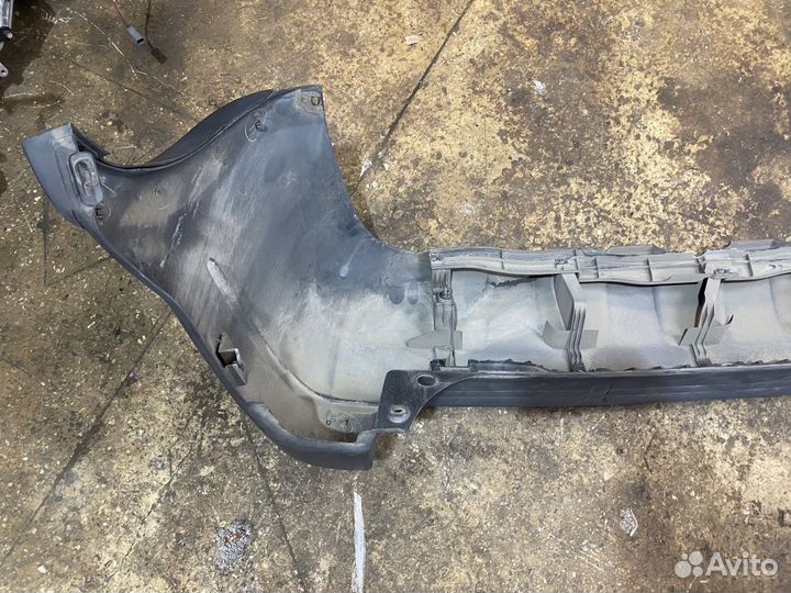 Бампер Б/У E11650220D18E11650220B