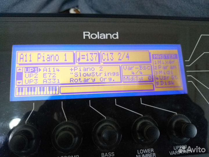 Синтезатор Roland g-1000